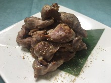 Salted and grilled gizzard