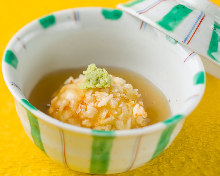 Deep-fried rice cake in broth