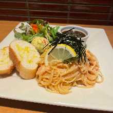 Pasta with mentaiko (marinated cod roe) cream sauce