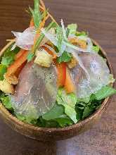 Caesar salad with prosciutte and Yamatomana