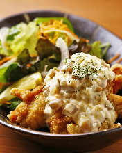 Fried chicken with Nanban sauce and tartar sauce of Narazuke