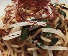 Taiwanese-style yakisoba