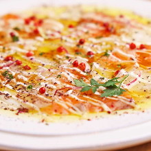 Seafood carpaccio with the scent of Tsukigase perilla