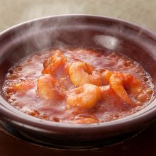 Stir-fried shrimp in chili sauce