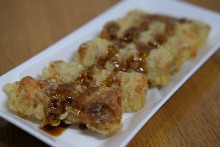 Seaweed-wrapped and fried fish paste tube