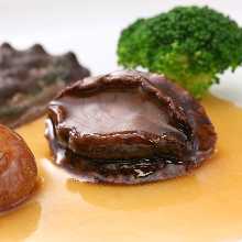 Whole Ezo Abalone Braised in Oyster Sauce