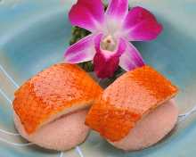 Peking Duck (Available for order from 2 pieces)