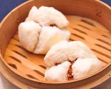 Steamed buns with char siu