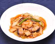Stir-fried Noodles with Mixed Ingredients and Thick Sauce