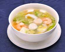 Mixed Ingredients Soup Soba