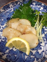 Grilled scallop with butter