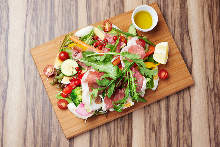 Raw ham salad