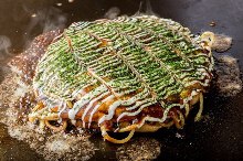 Mixed Hiroshima-style okonomiyaki