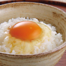 Tamagokake gohan (rice with raw egg)