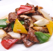 Stir-fried beef with XO sauce