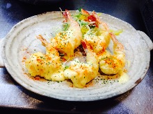 Fried shrimp dressed with mayonnaise