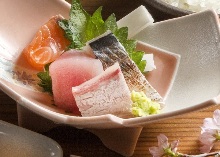 Assorted sashimi Assorted sashimi