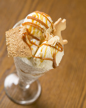 Caramel parfait