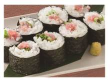 Negi toro (minced tuna with green onions) sushi rolls