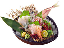 Assorted sashimi