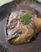 Kabutoni (simmered fish head)