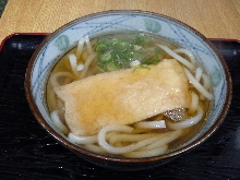 Wheat noodles with sweet fried tofu