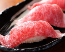 Beef nigiri sushi