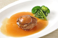 Simmered whole abalone