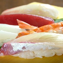 Assorted nigiri sushi, 5 kinds