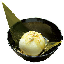 Kinako (soybean flour) ice cream