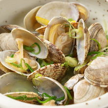 Manila clams steamed in white wine