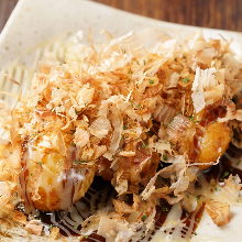 Takoyaki (octopus balls)