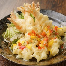 Stir-fried shrimp with mayonnaise