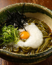 Tea-flavored buckwheat noodles