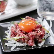 Steal tartare of roast beef