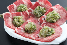 beef tongue with salt and green onions