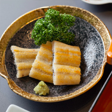 Grilled eel without seasoning