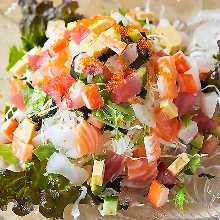 Seafood-rich Sunao-ya salad