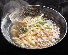 Wheat noodles topped with fried offal