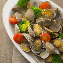 Manila clams steamed in white wine