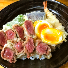 Steak rice bowl