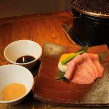 Kobe Beef Yaki-Shabu Ribeye and Lean Cut Tasting(Ponzu or Sesame Sauce)