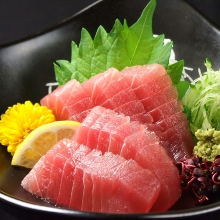 Tuna sashimi