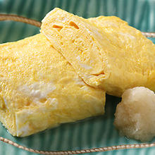 Japanese-style rolled omelet