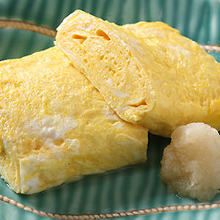 Japanese-style rolled omelet