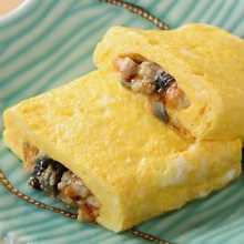 Wrapped omelet with eel