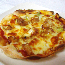 Teriyaki chicken pizza