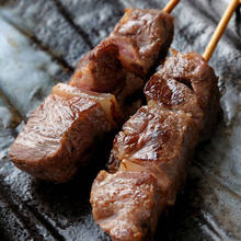 Grilled beef skewer