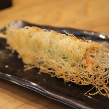 Snow crab kataifi roll