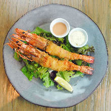 Deep-fried whole shrimp